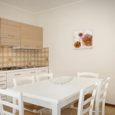 לאזיסה Apartment Rosa Cinderella מראה חיצוני תמונה