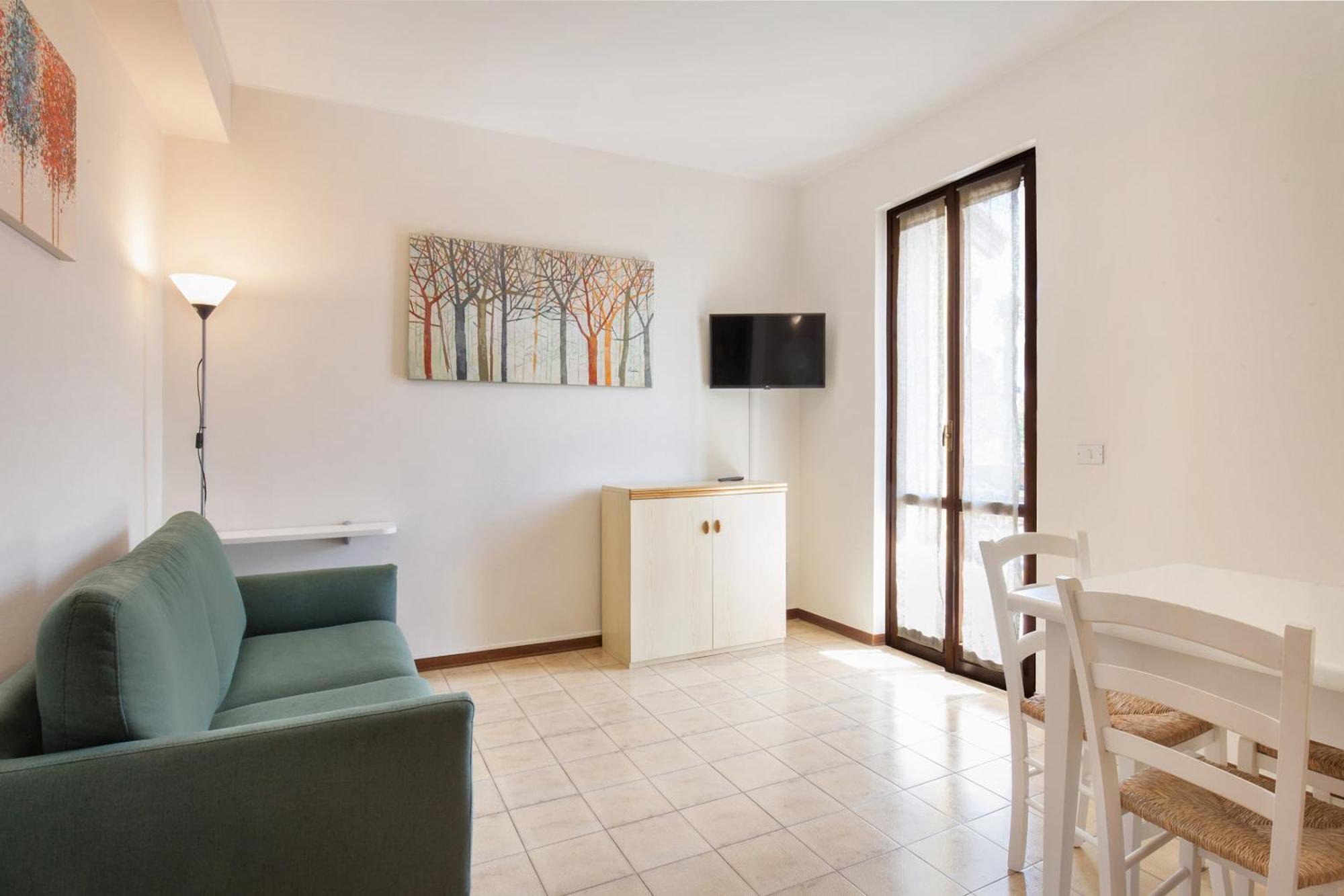 לאזיסה Apartment Rosa Cinderella מראה חיצוני תמונה