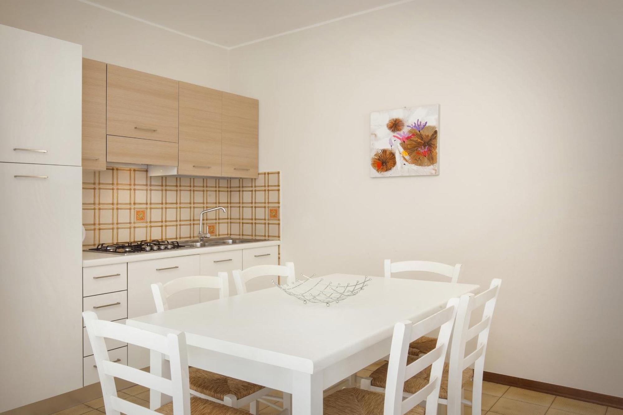לאזיסה Apartment Rosa Cinderella מראה חיצוני תמונה